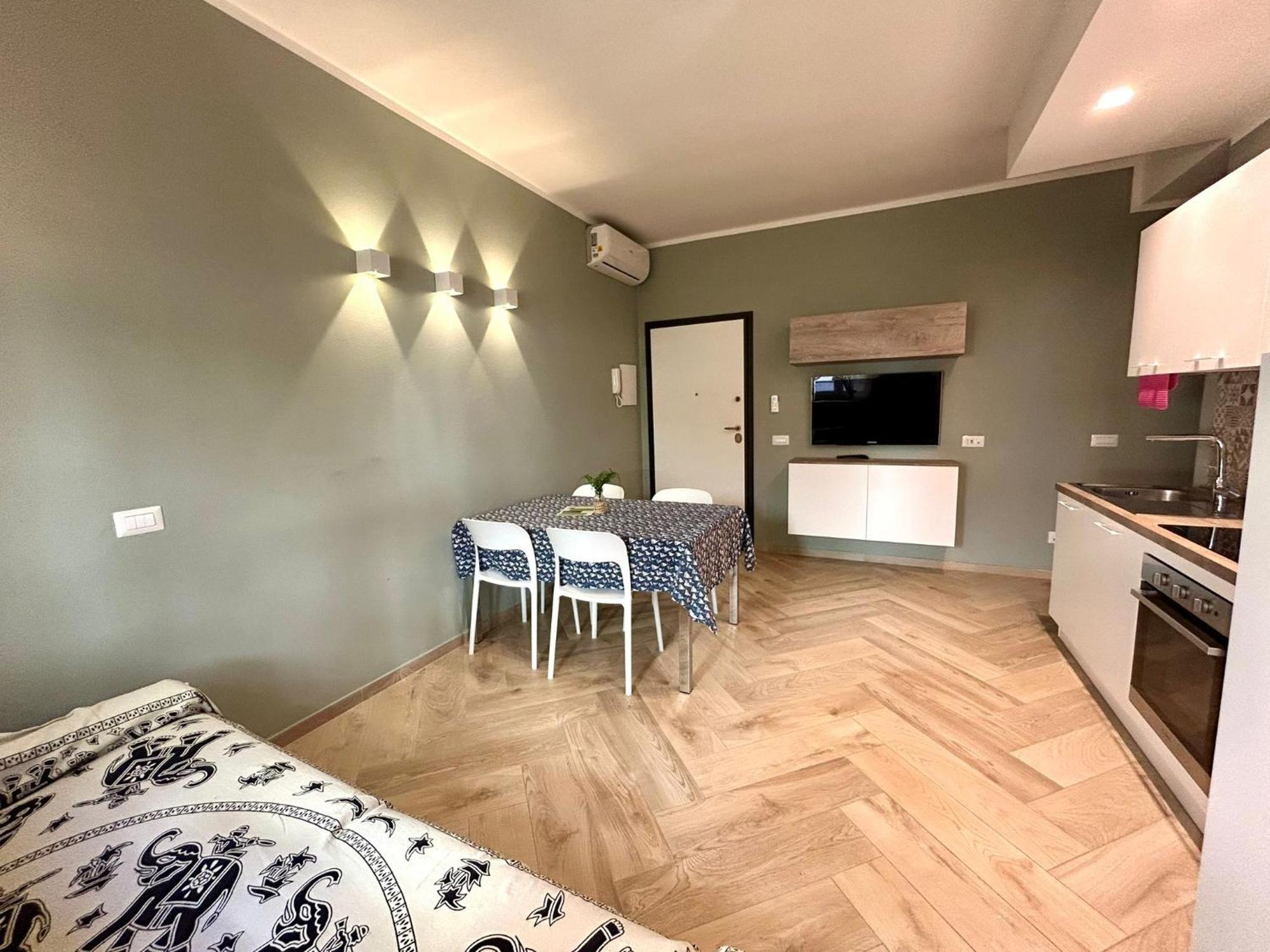 Casa Mare L.Ea. Apartment Follonica Ngoại thất bức ảnh