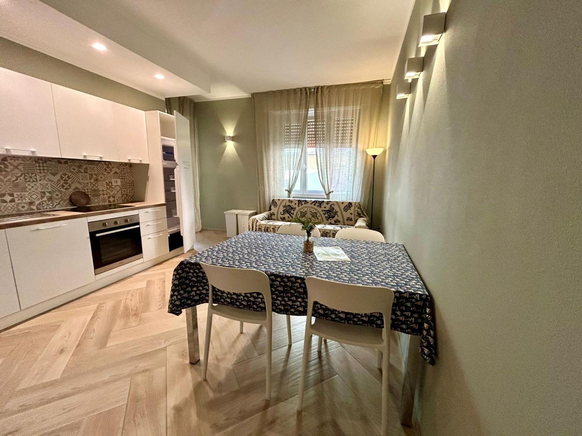 Casa Mare L.Ea. Apartment Follonica Ngoại thất bức ảnh